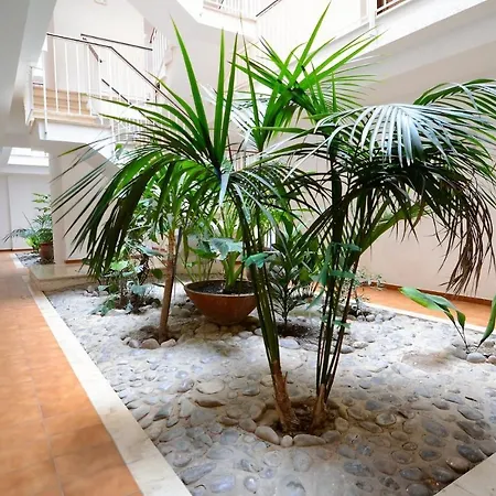 Jardins Del Mar 25 *